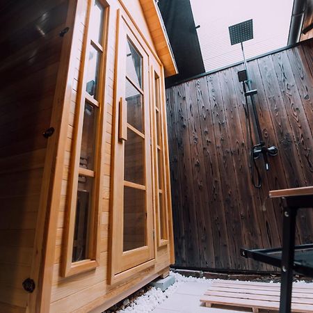 Mist - Japanese House With Private Outdoor Sauna 오사카 외부 사진